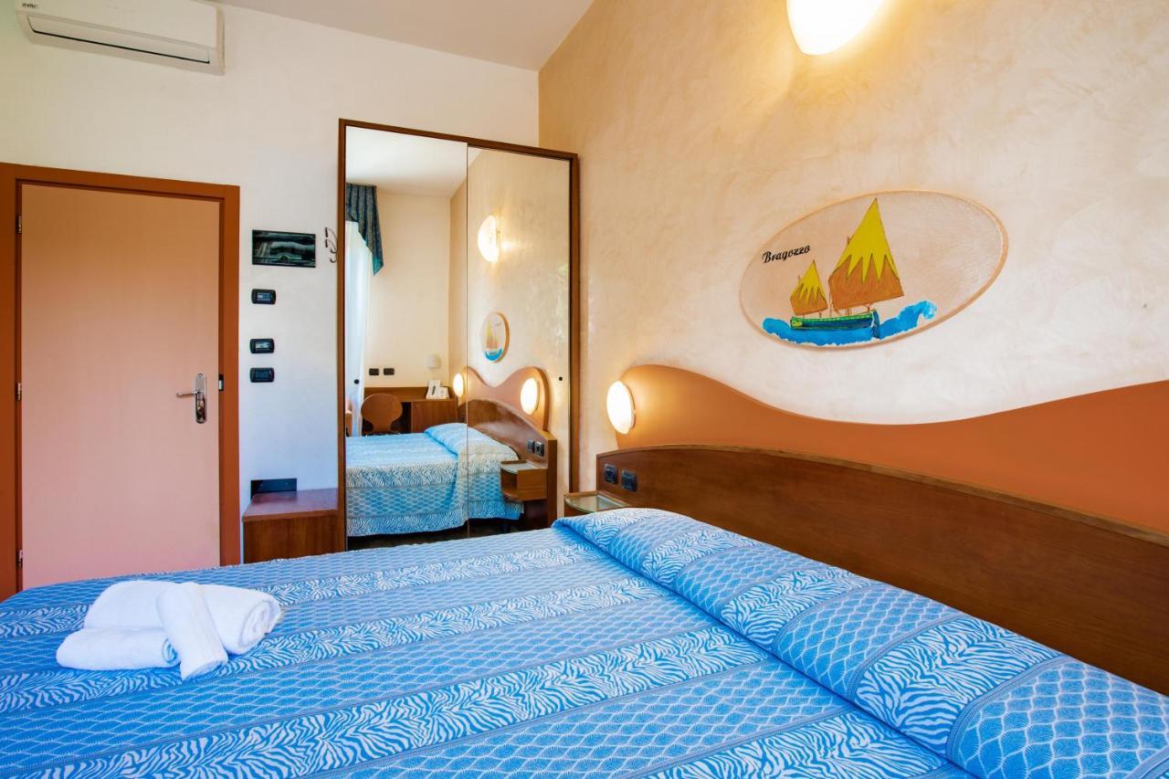 Hotel Miramare Ristorante Convegni 4*