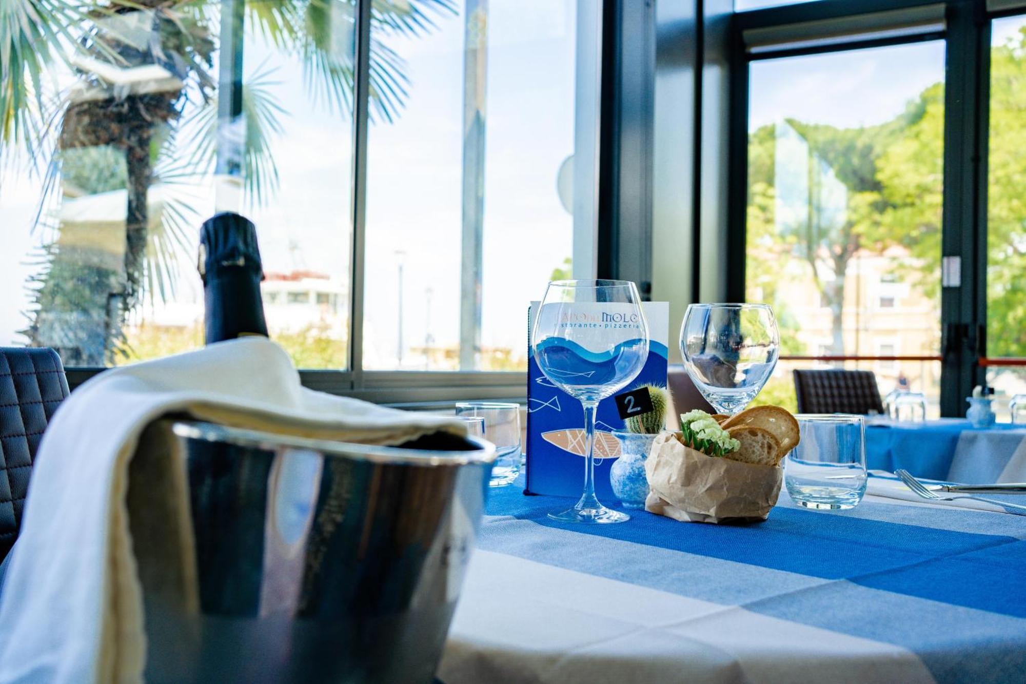 Miramare Ristorante Convegni 4*